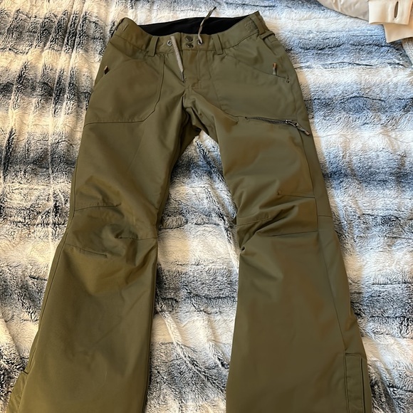 Roxy Ski Suit Set (with Dryflight Technology) XS - Jacket, Hoodie and Pants - Picture 8 of 9